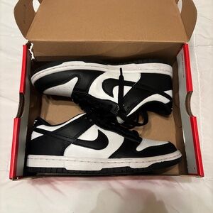Nike panda dunks